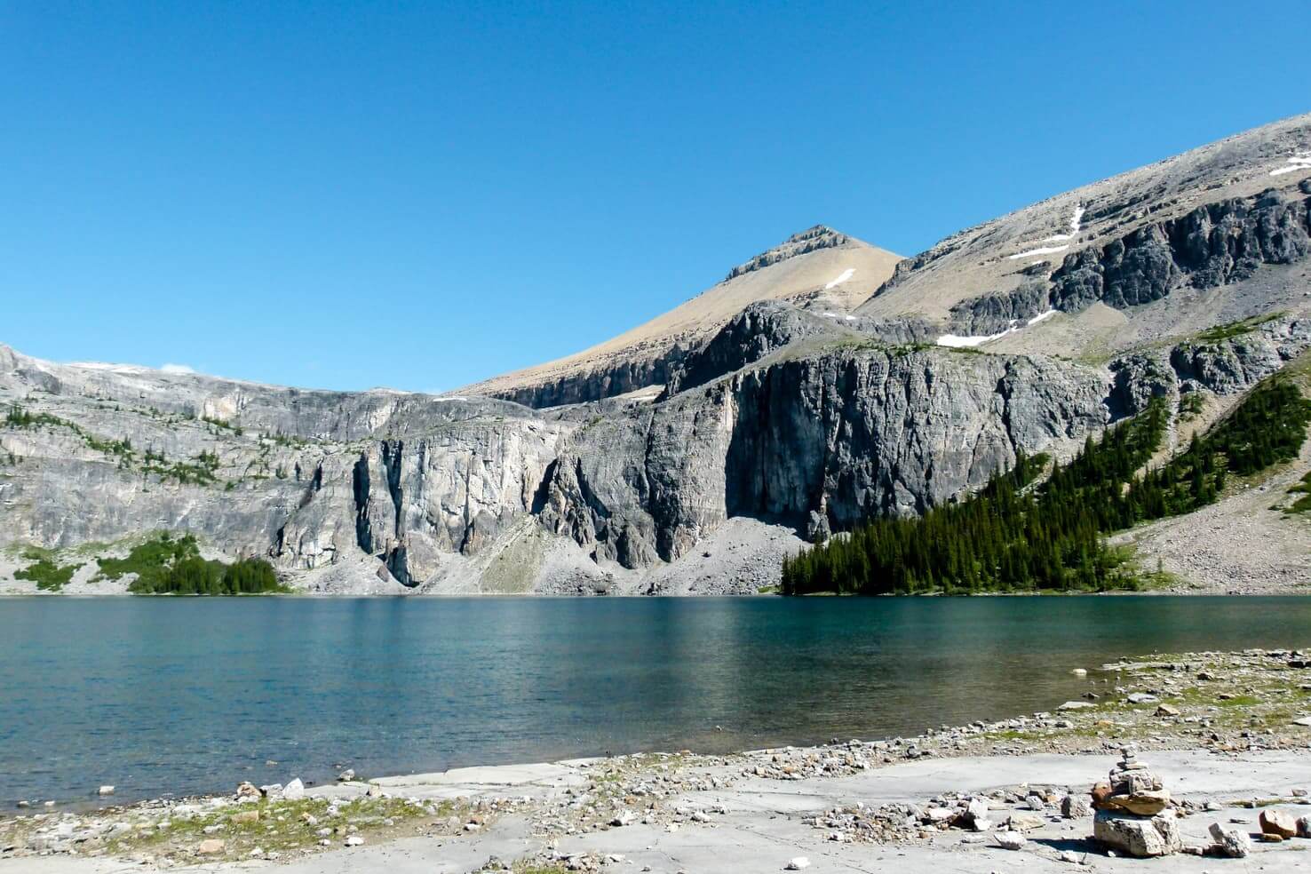 100 best things to do in Banff National Park, Canada - Climb walls of Canadian Rockies