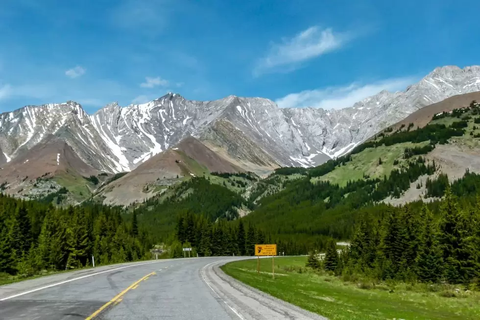 highwood pass bike ride