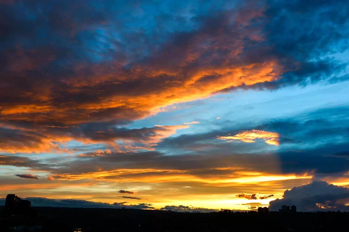 30 Fun Things to Do in Calgary in Summer - Watch sunset in Nose Hill Park 