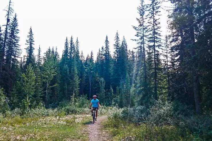 get off the beaten path in jasper national park