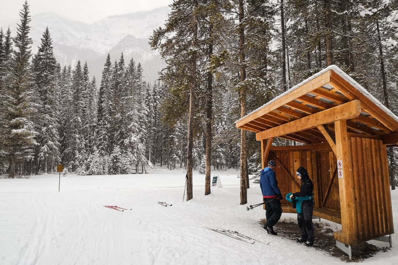 12 Best Trails for Cross Country Skiing in Banff Area for All Levels