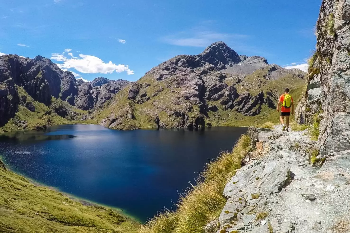 Running Routeburn Track, the alpine adventure in New Zealand