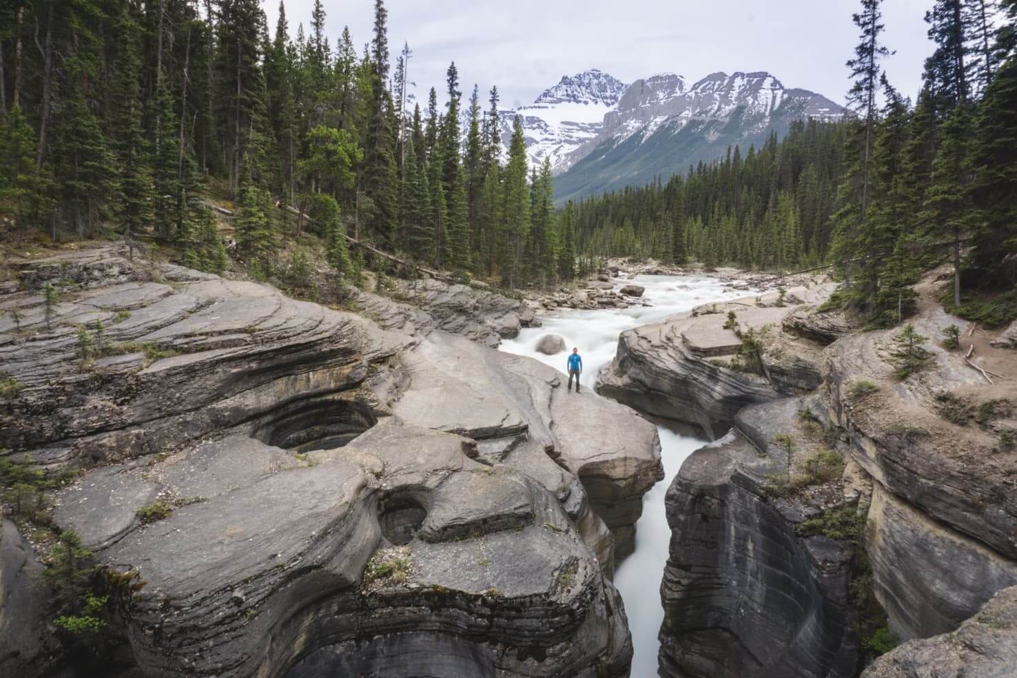 An epic travel guide to the Canadian Rockies