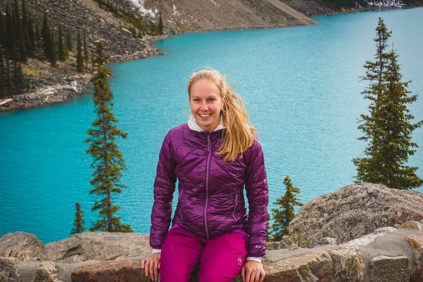 Hiking packing list for summer in the mountains - Moraine Lake, Banf National Park, Canada-2