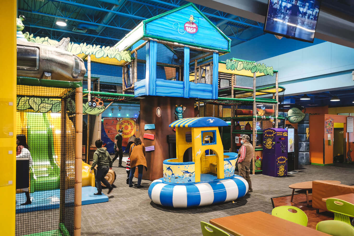 Treehouse Indoor Playground 4 