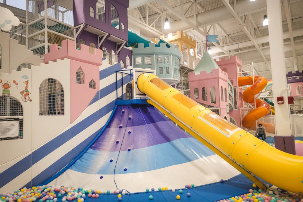 15 Best Indoor Playgrounds in Calgary