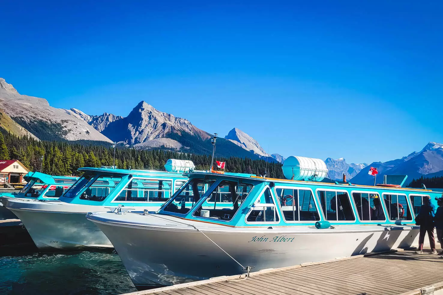 Maligne Lake Cruise in Jasper